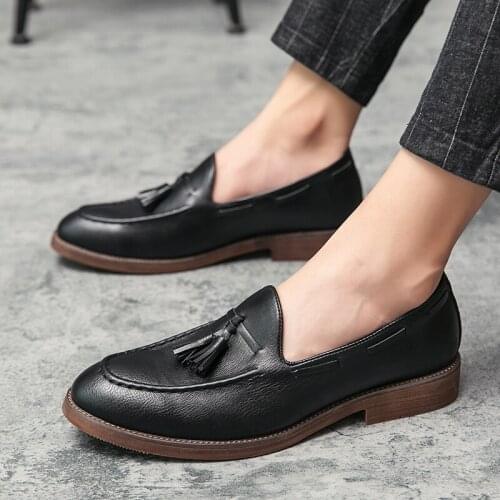 New Men Shoes Leather Loafers Shoes Tassel Design Business Shoes Mens Flats Fashion Mens Slip on Shoes Evening Dresses Big Size