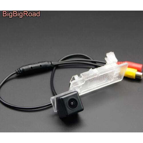 BigBigRoad Wireless Rear View Camera HD Color Image For Volkswagen Grand Lavida C-TREK 2012-2017 / Passat B7 B8 Wagon 2011- 2017