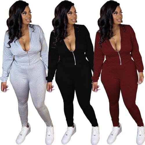 CQ082 2021 European and American sexy womens clothing zipper with hood plus size womens solid color two-piece suit