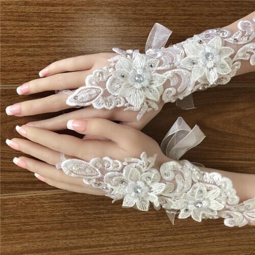 Bride wedding white gloves diamond hollow etiquette gloves embroidered lace gloves