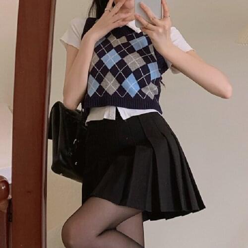 Vintage Sweet Argyle Knitted Sweater Vest Women 2021 Sleeveless Plaid Pink Crop Tops Casual Preppy Style Y2K Streetwear