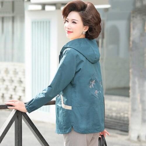 Mother Jacket Middle-Aged Elderly Womens Mid-Length Hooded Windbreaker Jackets Spring Autumn Coat Female 5XL Embroidered Tops