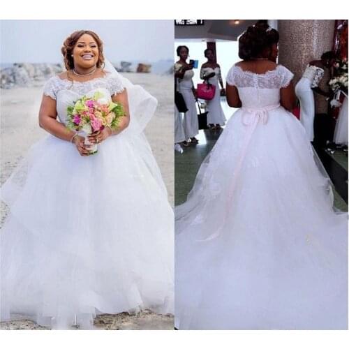 Gorgeous Plus Size Wedding Dresses Lace Shortt Sleeves A Line Beach Bridal Gowns With Pink Sash Tulle Puffy Bridal Wedding Gowns