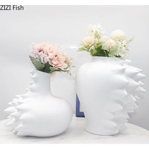 White Ceramics Vase Hedgehog Flower Arrangement Desk Decor Creativity Floral Art Matt Porcelain Vases Home Decoration Modern