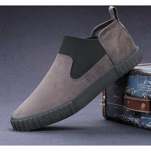 Sneakers Men Shoes slip on Casual Leather Fashion Outdoor Shoes Male Lightweight Vintage Shoes Solid Sock Shoes moccasins