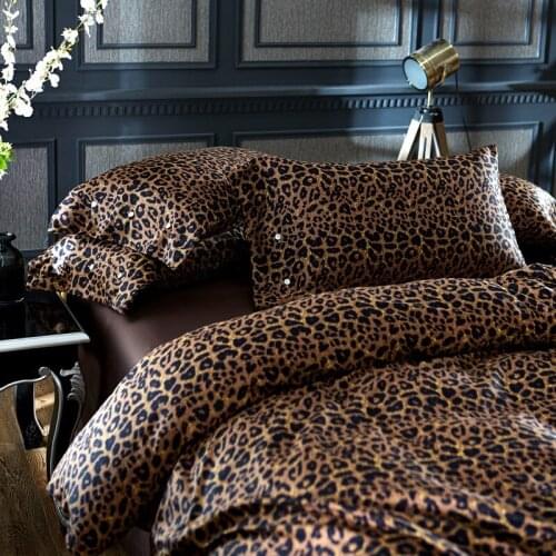 Simple Bedding Set Leopard Print Feather Duvet Cover Four-piece Set of Pure Cotton Satin 60 Household Double Products