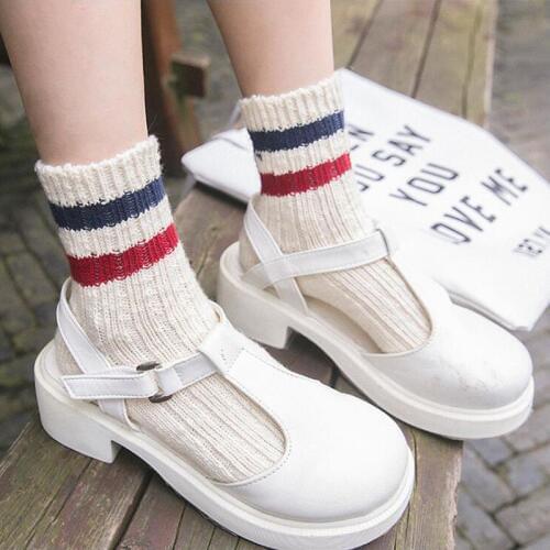 2018 Fashion Simple Autumn Winter Wool High Quality Boots Socks for Women Men Cute Couple Socks for Female Students