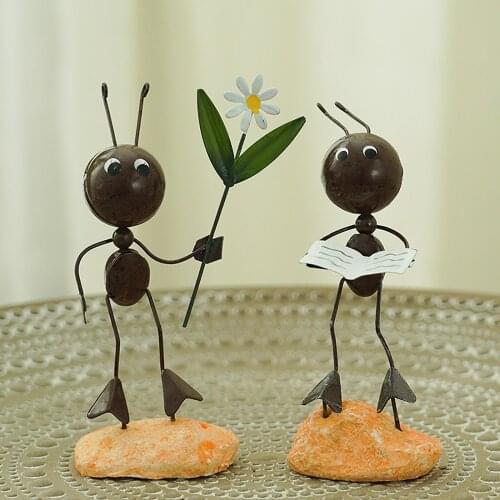 Ant Figurine Elegant Statue Home Ornament Cartoon Model Bedroom Office Bar Cute Cartoon Model Table Decoration Miniatures Art