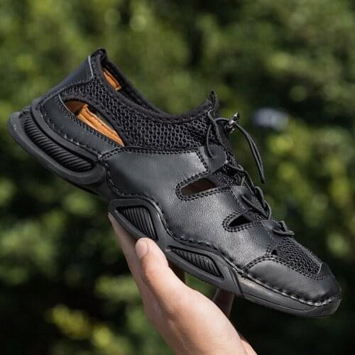 Summer Leather Mens Sandals Men Outdoor Beach Sandals Lightweight Casual shoes Soft Fashion Men shoes Big Size 38-47