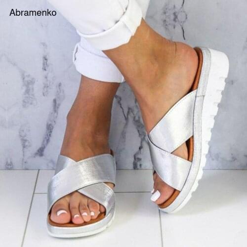 Women Summer Outdoor Slippers Flip Flops Female Casual Mid-heel Wedge Soft Bottom Indoor Comfortable Beach Shoes Plus Size 35-43