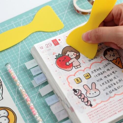 2pcs Plastic Small Shovel Scraper Washi Tape Sticker Warped Edge Scraper Scrapbooking Hand Account Tool Prevent Sticker Curling