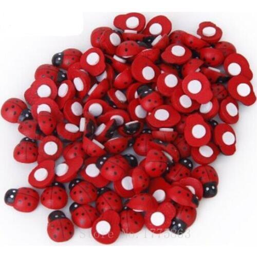 50Pcs Red Painted Wood Ladybug Craft Ornament for Scrapbooking 11*9mm 7NK07