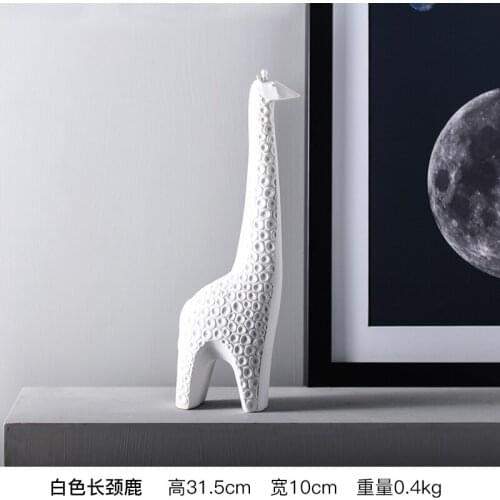 Home Decorations Resin Giraffe Ornaments Miniature Figurines Crafts Wedding Gifts Creative Lovers Gifts Decor Home Christmas