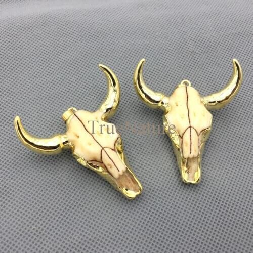 Buffalo Cattle Skull Pendant with Gold Or Silver Electroplated Trim, Longhorn Cattle Skull Charm Pendant In 45x23 mm PM4265