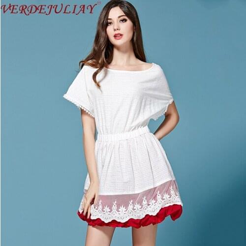 Wholesale European High Street Style Hollow Back Sexy Bud Dresses Women Elastic Waist Luxury Laced Hem 100% Cotton Mini Dress