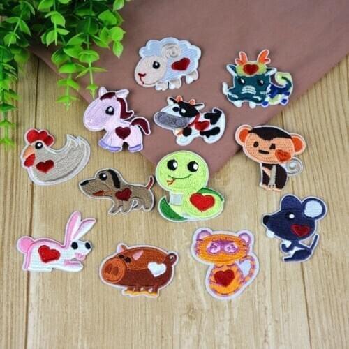 Cute Iron On Patches Rabbit Snake Monkey Cartoon Small Animal Embroidery Ironing Appliques for Childrens Clothing accessory