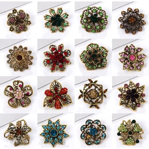 Vintage Style Colorful Flower Brooch Pins Women Girls Crystal Rhinestone Brooches Wedding Party Lapel Pins Clothing Accessories