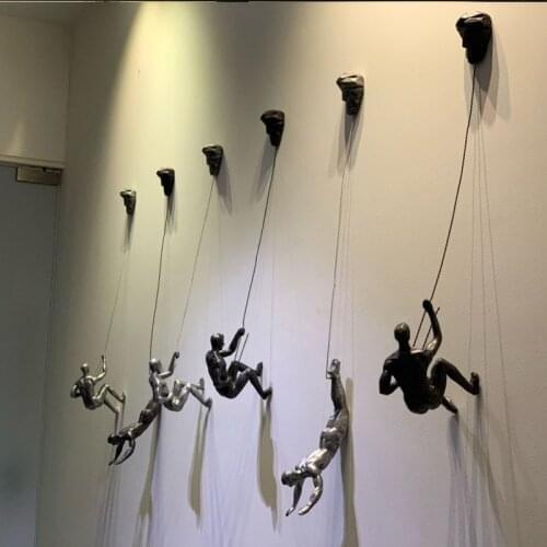 Climbing Mountain Man Resin Art Iron Wire Wall Hanging Decoration Sculpture Figures Retro Statue Home Wall Decor Accessories