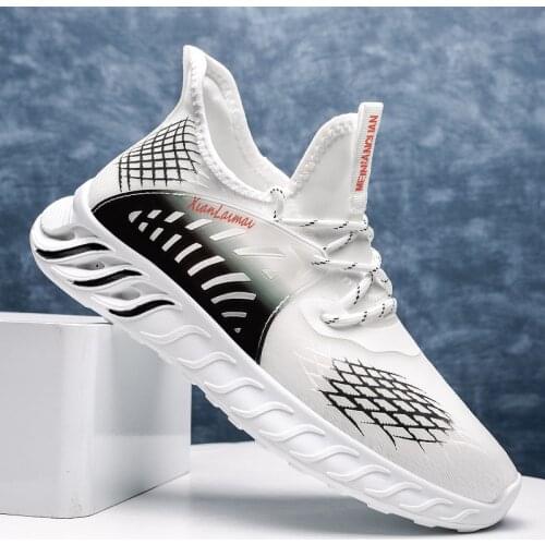 Men Light Running Shoes , Sport Shoes , Breathable Ice Silk Wear-resistant Sneaker , Size 39-44