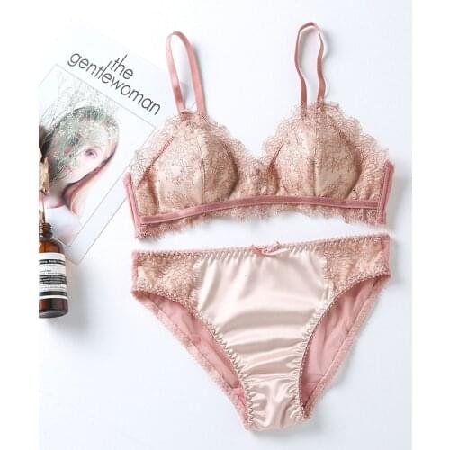 Sexy Eyelash Lace Satin Triangle Cup Bra and Panties Set Thin Lined Removable Padded Wireless Underwear Women Lingerie Bralette