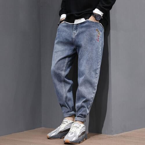 Men Jeans Loose Fit Black Embroidery Designer Harem Pants Small Bottom Vintage Hip Hop Jeans Korean Fashion Pencil Pants