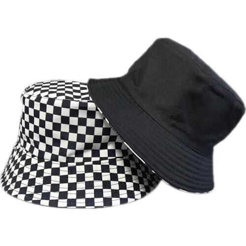 2020 new autumn and winter hat women hot sale plaid double-sided fisherman hat street black and white foldable European and Amer