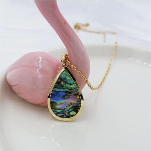 Abalone Beautiful Pendent Necklace Gold Color High Quality Fashion Jewelry For Women Korea Style For Party Gift