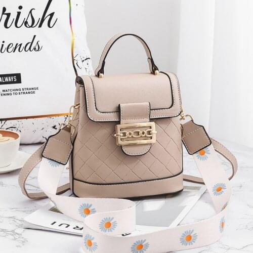 Soft PU Leather Rhombus Plaid Womens Multifunction Small Backpack Trendy Wide Strap Clamshell Designer Shoulder Messenger Bag