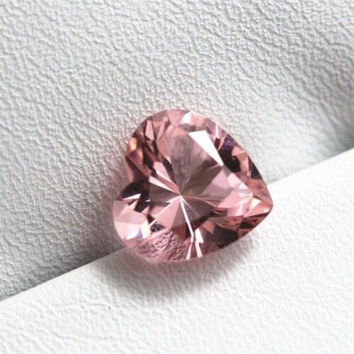 Heart shaped sweet pink Morganite from Brazil AAAAAAAA quality with 7-12mm size ring surface faceted stone gems brilliant cut