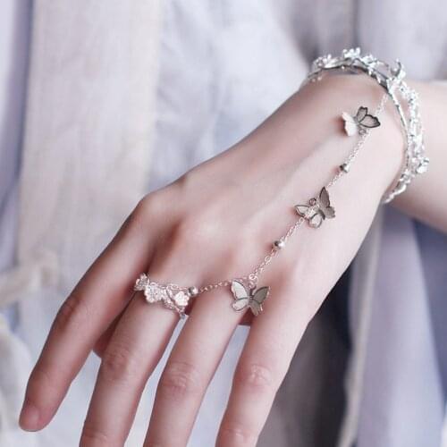 Simple Cute Butterfly Star Pendant Chain Bracelet Trendy Exquisite Connected Finger Bracelets Hand Accessories for Women Gifts