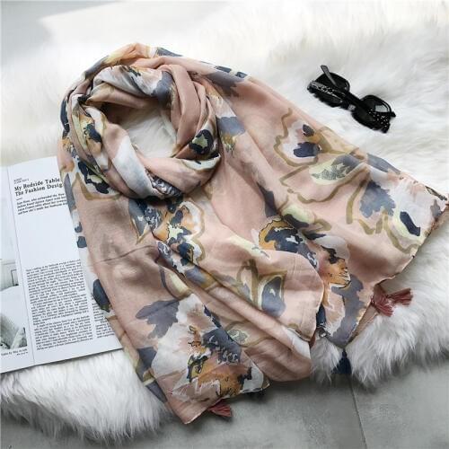 2018 New Pink Ombre Floral Pattern Tassel Scarves Shawls Women Flower Print Tassel Wrap Muffler Hijab Wholesale 10pcs/lot