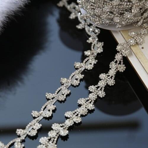 Dia.1.8cm Super flower crystal Sewing on Rhinestone 1m/roll Crystal Glass Strass Crystals Stones For Clothes Crafts Decorations