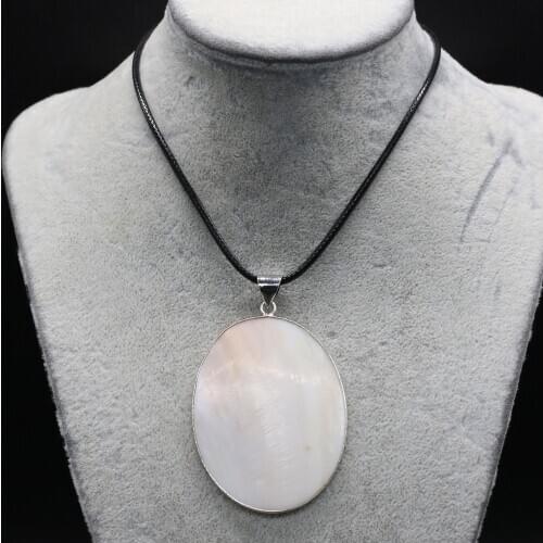 Natural Shell Pendent Necklace Fashion Leather Rope Oval Shape Charming White Shell Pendant Necklace for Women Jewelry Gift