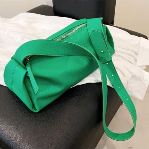 European and American Bags2021new Hundred High-quality Ladies with Messenger Bag, Shoulder Underarm Bag, Lychee Pattern Baguette