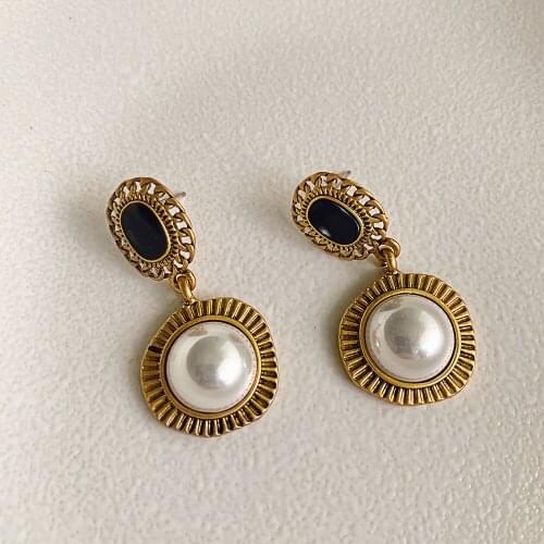 2021 Vintage Antique Gold Metal Geometric Round Femme Drop Earrings Retro Imitation Pearl Fashion Brincos For Women Jewelry gift