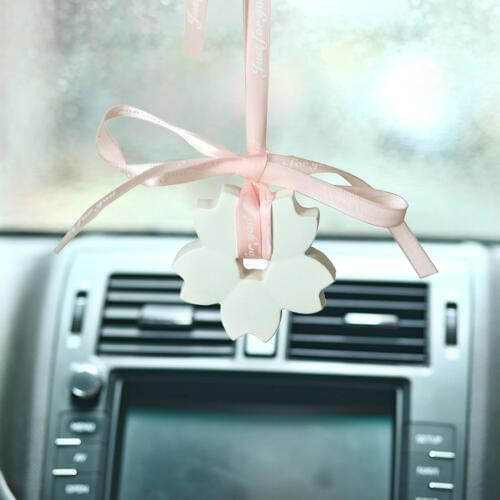 Car Diatomite Cherry Blossoms Perfume Pendant Auto Rearview Mirror Trim Decoration Accessory Trim Hanging Diffused Stone Gifts