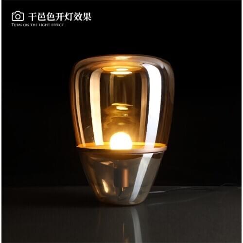 Italian light luxury modern minimalist bedroom bedside lamp creative personality living room decoration table lamp