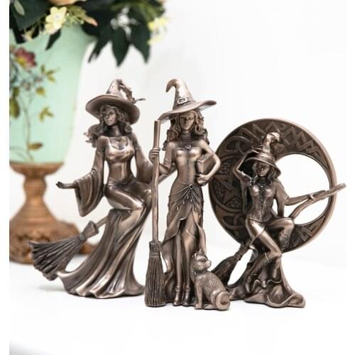 Nordic Rtro Modern Minimalist Personality Witch Statue Craft Hoom Accessories Desk Kids Room Decor Fairy Garden Sculpture