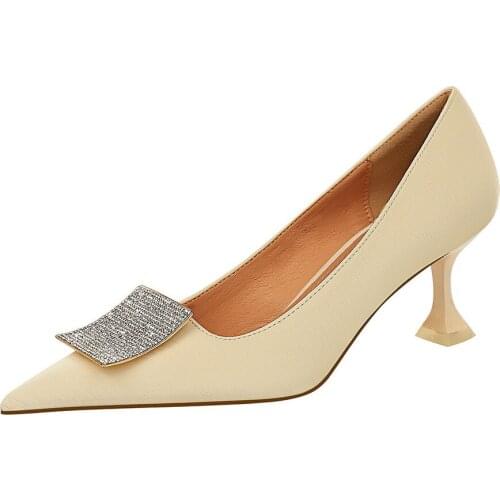 Sexy show thin banquet lady shoe cat heel elegant high heel shallow point metal drill buckle single shoe