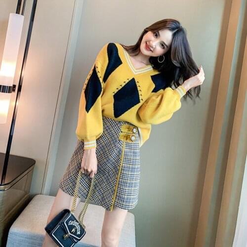 2020 Early Spring Two Piece Set Fashion Loose Contrast Color Thick Sweater with Skirt 2 Piece Set Women Outfits Ensemble Femme