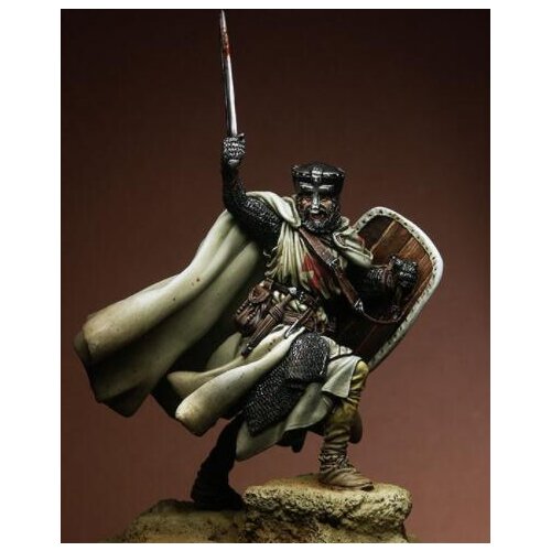 1/24 Resin Model Building Kit Figure knight in Fighting