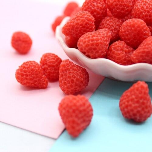 Newest 3D simulation Fruit Strawberry Resin Cabochons 100pcs 16*19mm Ornament Accessories Embellishments Scrapbooking Charms DIY