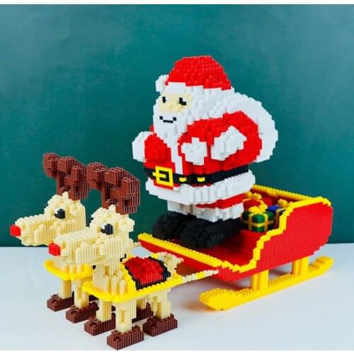 7985pcs Large Santa Claus Elk Gift Cart DIY Model Building Blocks 3D Animal Reindeer Assembled Bricks Childrens Christmas Gifts