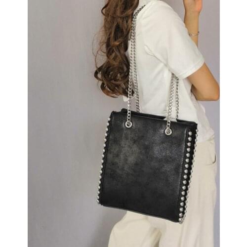 Retro Chains Rivet Large Capacity Tote Bag Women Shoulder Bags Lady Commuting PU Leather Purses Bags Solid Color Bag Bead