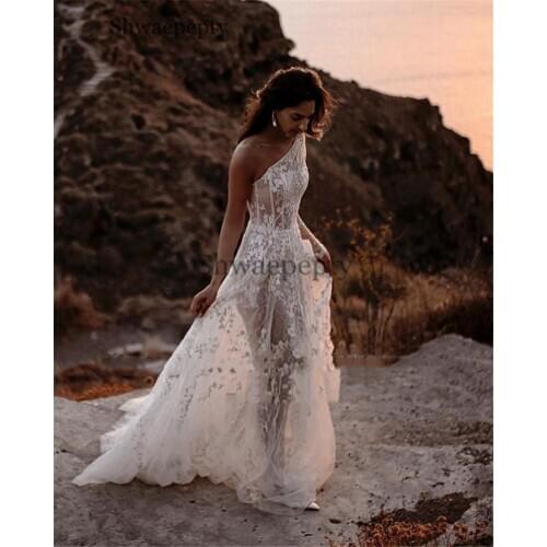 Summer Sexy Lace Country Wedding Dresses A Line One Shoulder Illusion Thigh High Slit Side Bride Long Boho Beach Wedding Dress