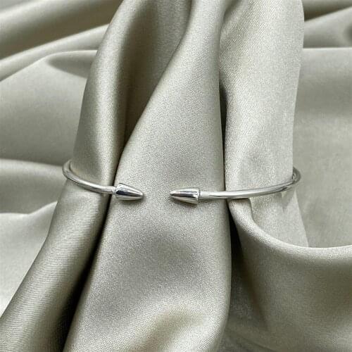 Rodhium Plated Arrow Bracelet