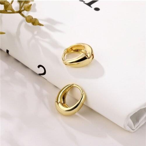 Womens Fashion Tiny Hoop Earrings Copper Plated 14k Golden Shiny Smooth Ellipse Huggies Small Earring Stud Piercing Accessory