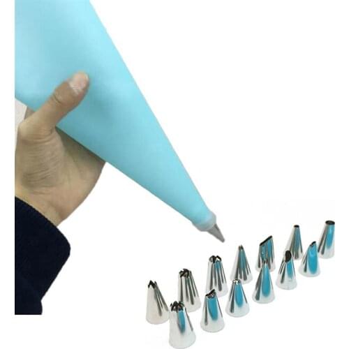 16 PCS/Set Cake Decorating Tips Set Icing Piping Cream Pastry Bag with 14 pcs Stainless Steel Nozzle DIY Cake Decorating Tools