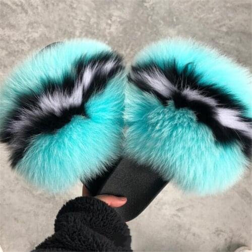 Wholesale Girls Fox Fur Slides Luxury Fluffy Fur Slippers Ladies Plush Fur Flip Flops Womens Designer Furry Sandals Home Shoes