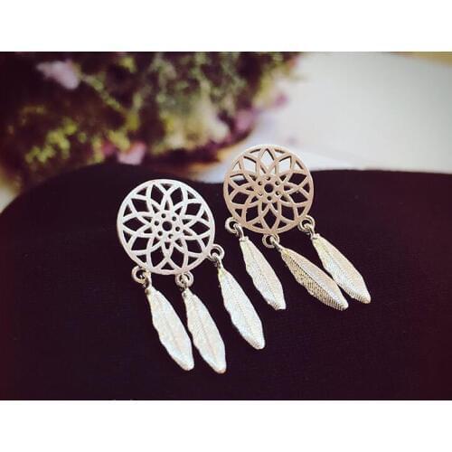 Shuangshuo Ethnic Brushed Tassel Dreamcatcher With Feathers Stud Earrings for Women Tassel Earrings Earings Fashion Jewelry S011